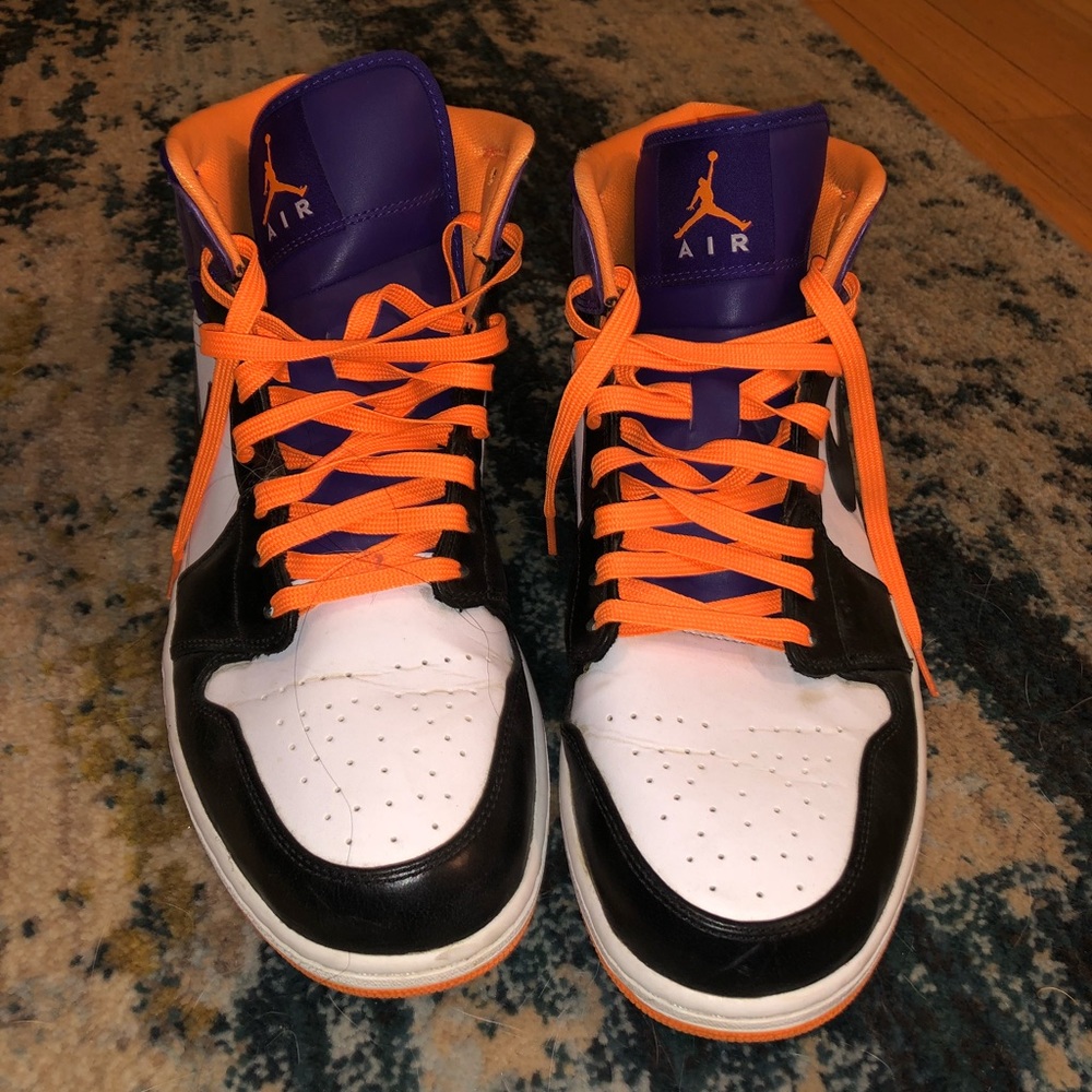 Air Jordan 1 size 13 “Phoenix Suns”